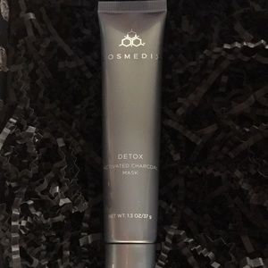 Cosmetix Detox Activated Charcoal Mask